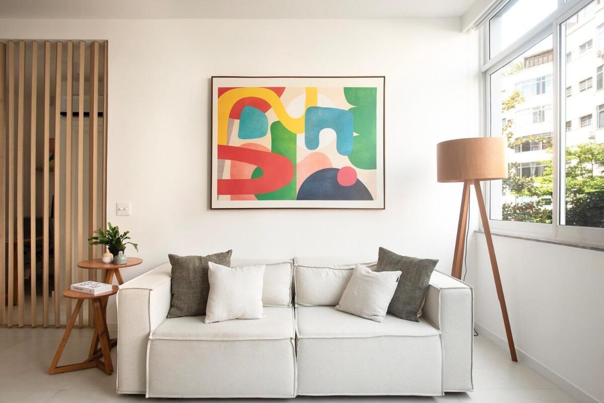 Renovated Stylish Two Bedroom In Ipanema, Steps To * Rio de Janeiro